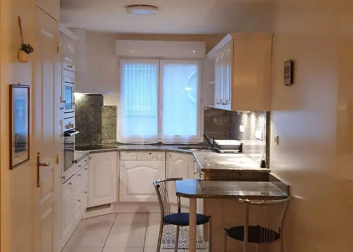 La Terrasse De Jeanne 米洛